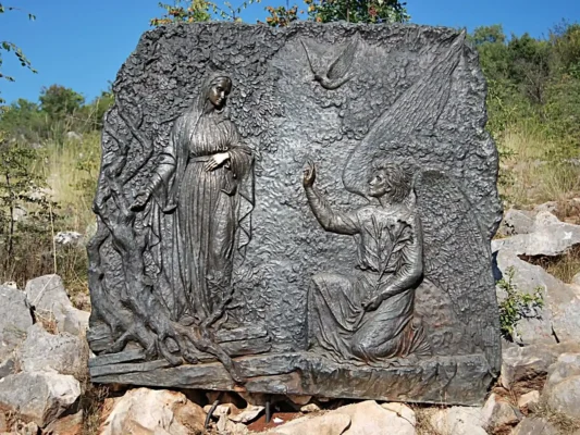 Medjugorje, icona in bronzo, Annunziazione. Pellegrinaggio a Medjugorje Tu Sei Pietro Viaggi