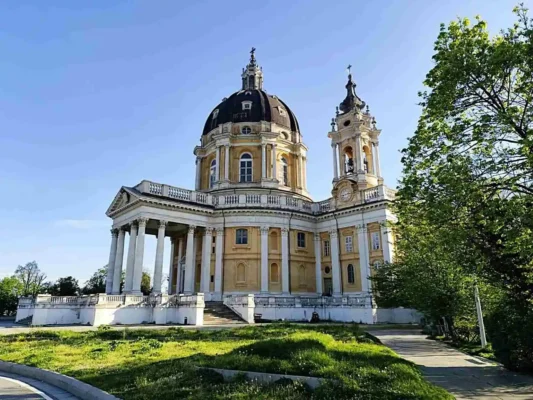 Basilica di Superga in Piemonte - Pellegrinaggi Tu Sei Pietro Viaggi "Basilica di Superga in Piemonte - Pellegrinaggi Tu Sei Pietro Viaggi"