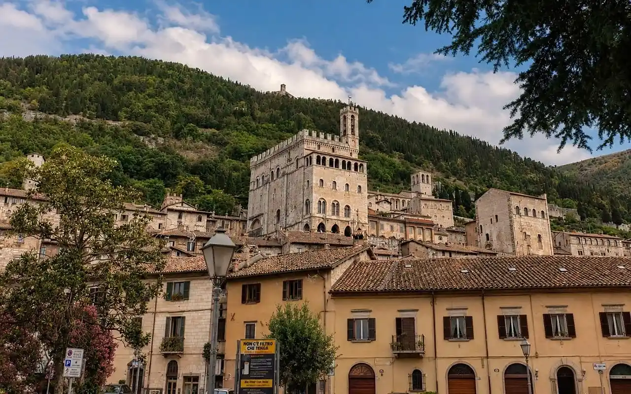 Gubbio per viaggi nei Borghi e Abbazie d’Italia