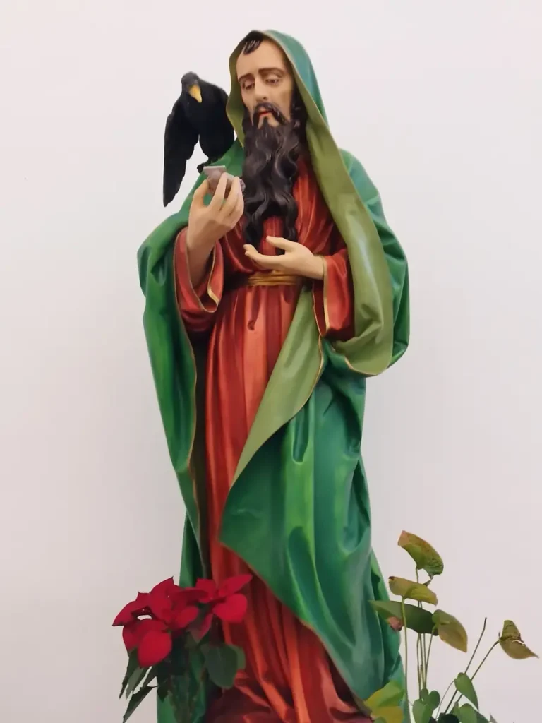 Statua di Sant'Elia profeta con il corvo nella chiesa di Tihaljina